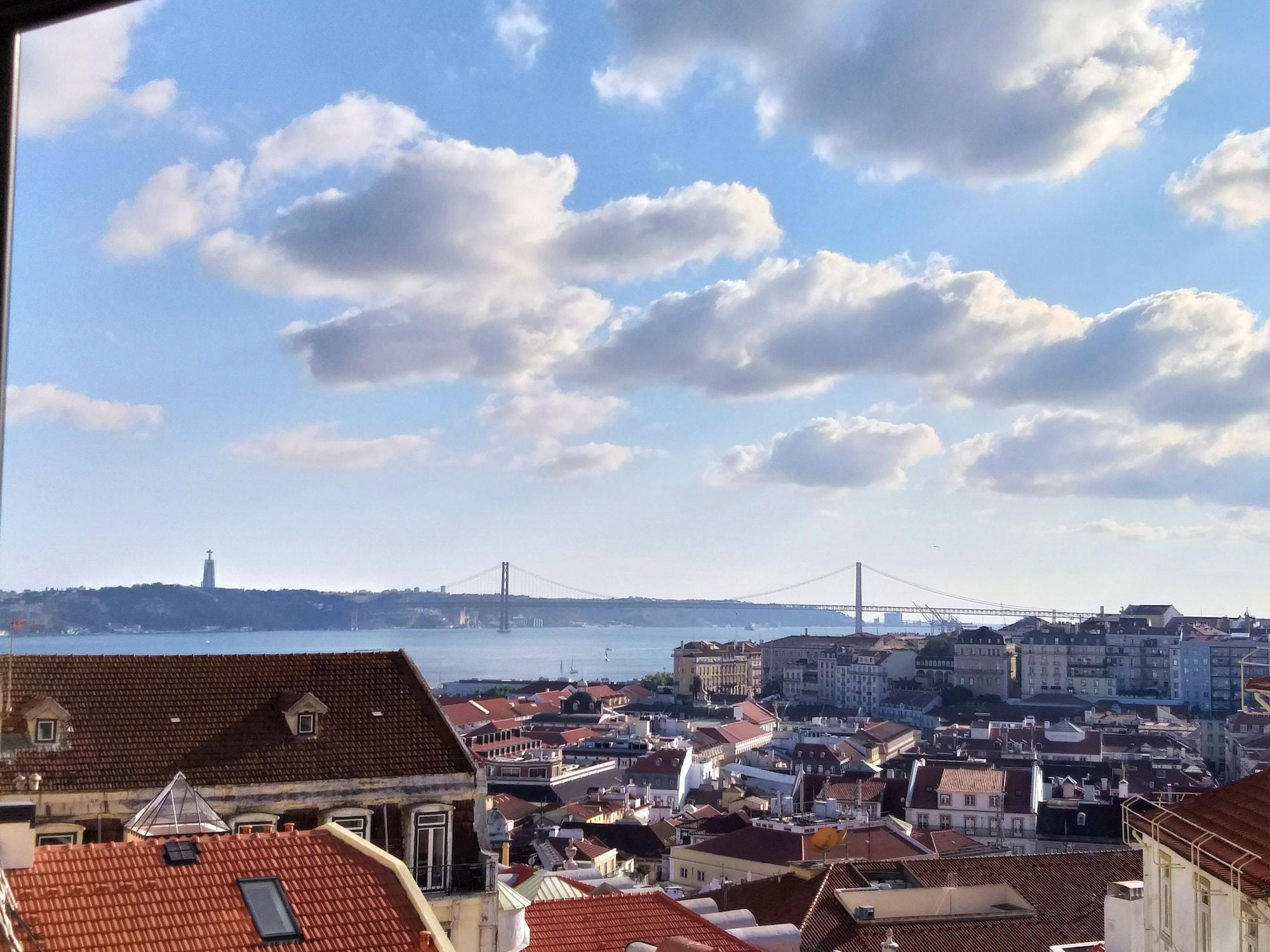 Solar Dos Mouros Hotell Lisboa Eksteriør bilde