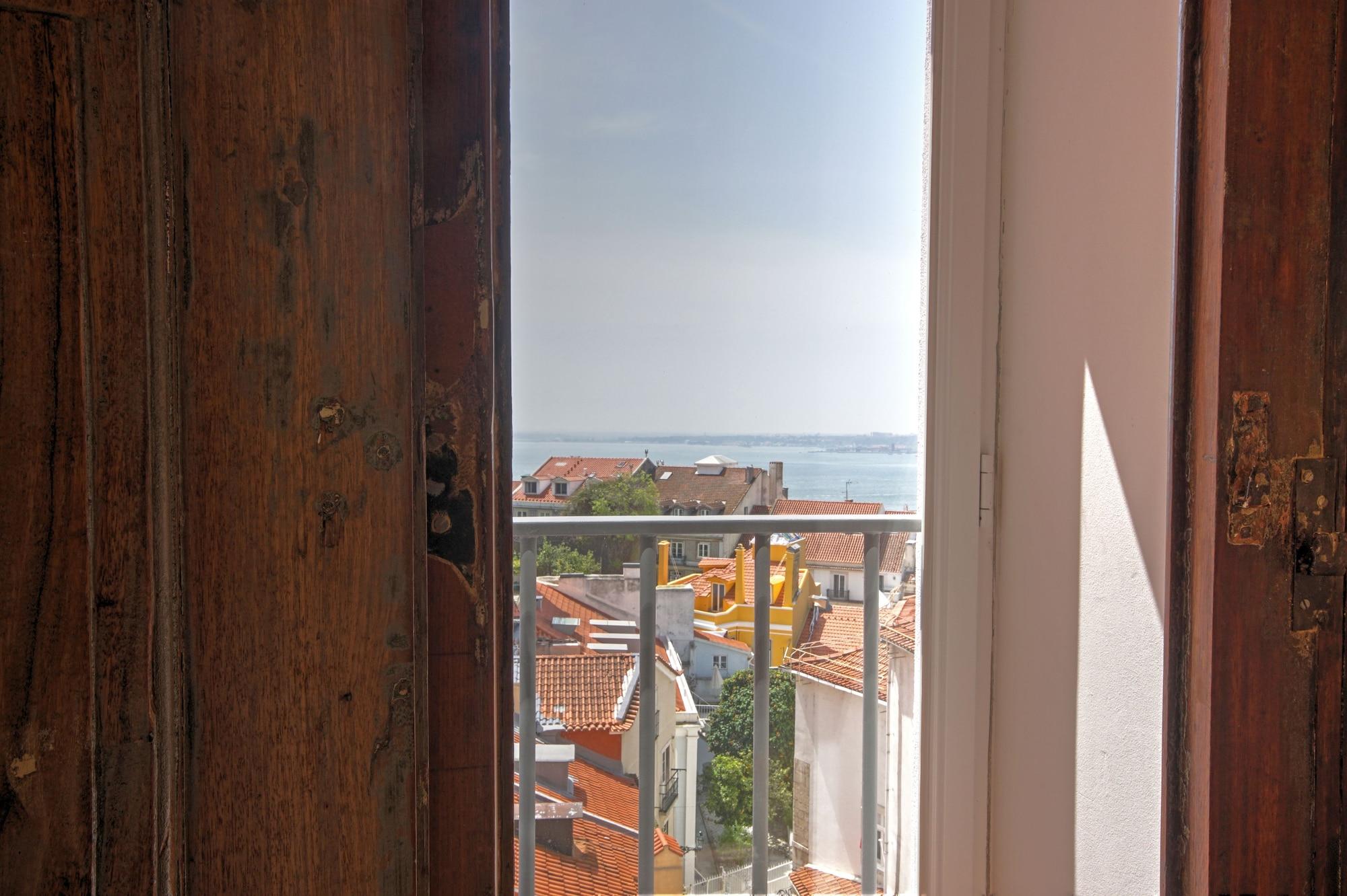Solar Dos Mouros Hotell Lisboa Eksteriør bilde