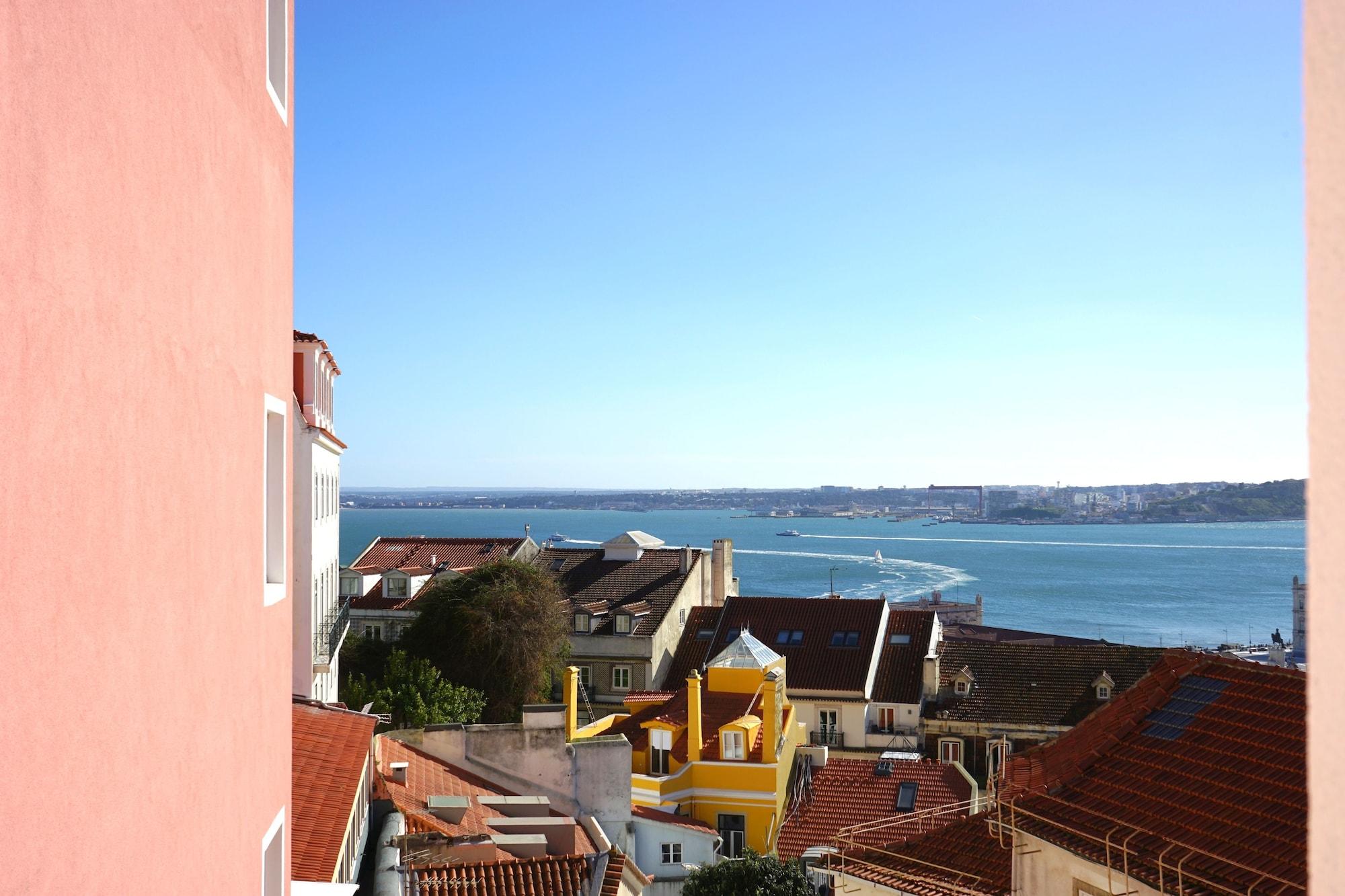 Solar Dos Mouros Hotell Lisboa Eksteriør bilde