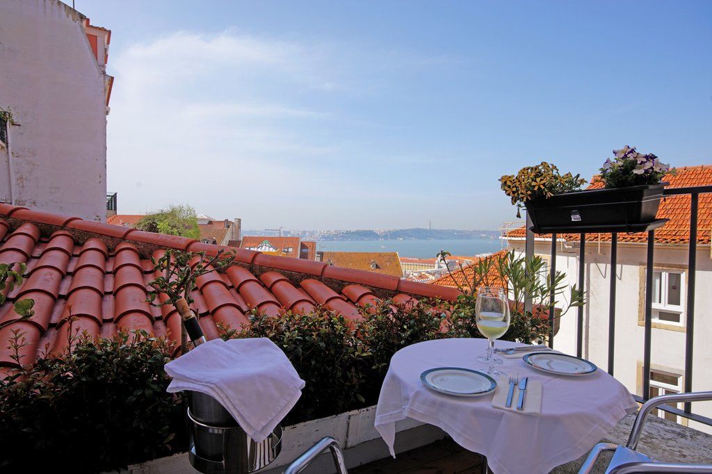 Solar Dos Mouros Hotell Lisboa Eksteriør bilde